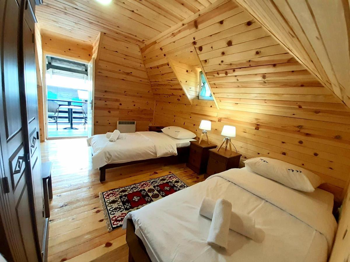 El Paso City, Zlatibor - Unique Wooden Cottages, Treehouse, Wild West Rooms, Accommodation 1-6 People Экстерьер фото