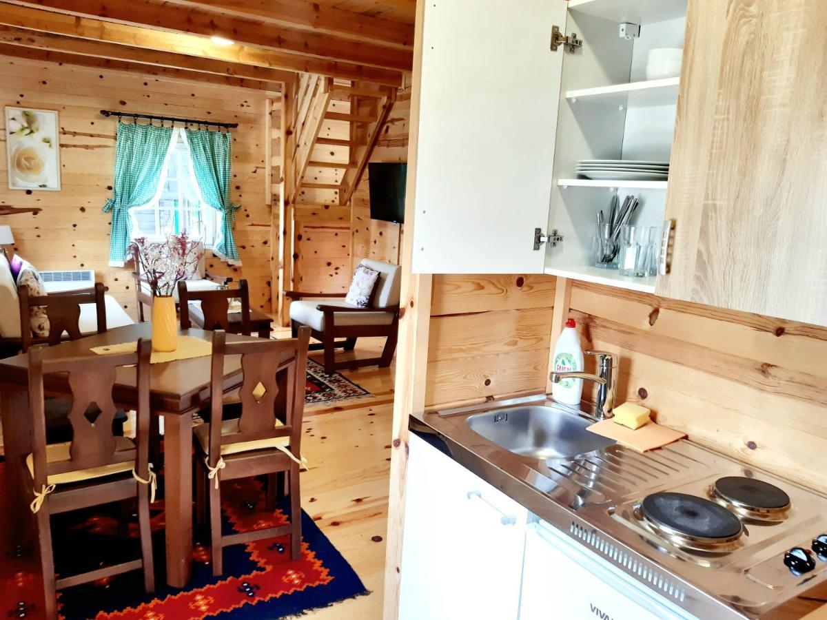 El Paso City, Zlatibor - Unique Wooden Cottages, Treehouse, Wild West Rooms, Accommodation 1-6 People Экстерьер фото