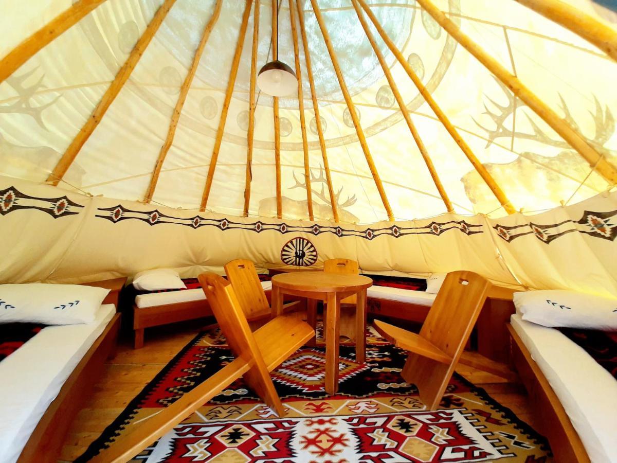 El Paso City, Zlatibor - Unique Wooden Cottages, Treehouse, Wild West Rooms, Accommodation 1-6 People Экстерьер фото
