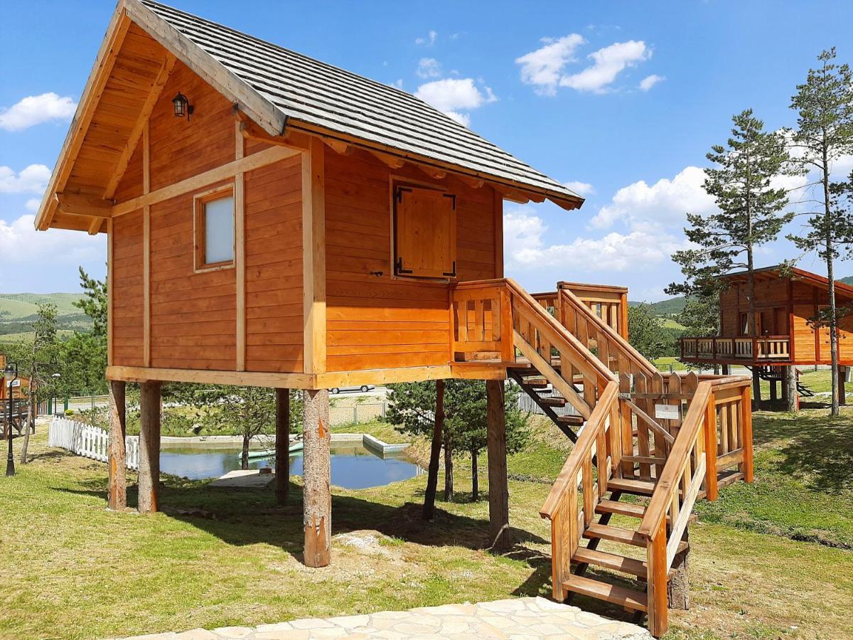 El Paso City, Zlatibor - Unique Wooden Cottages, Treehouse, Wild West Rooms, Accommodation 1-6 People Экстерьер фото