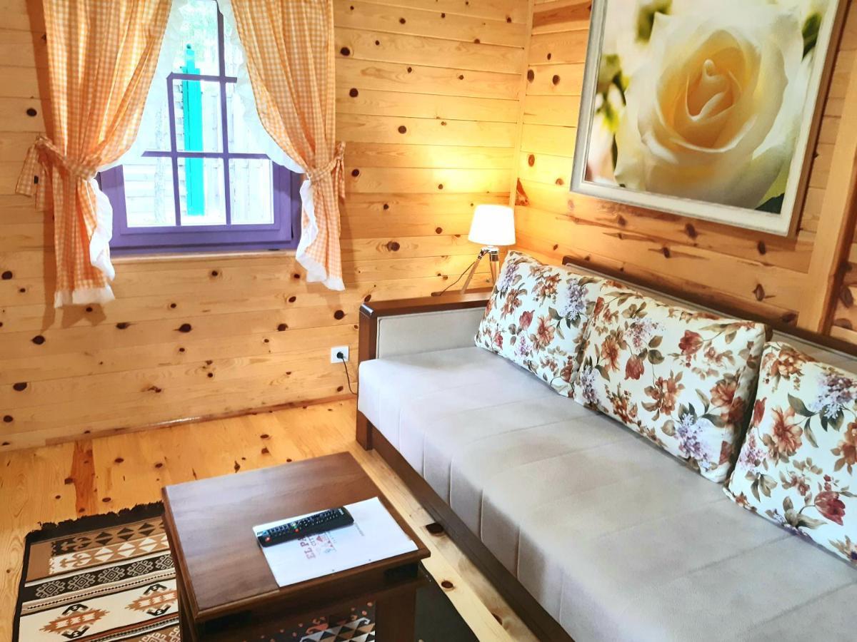 El Paso City, Zlatibor - Unique Wooden Cottages, Treehouse, Wild West Rooms, Accommodation 1-6 People Экстерьер фото